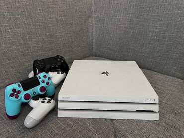 игровой телевизор: PS4 PRO на прокат, отличное состояние есть более 10 игр все