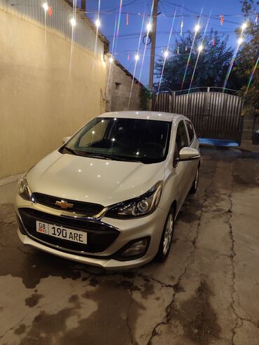 хетчбек: Chevrolet Spark: 2021 г., 1 л, Автомат, Бензин, Хэтчбэк