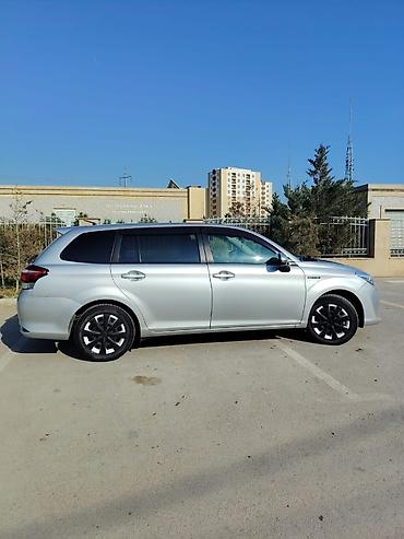 Салон: Toyota sedan interyer komplekti və avadanlığı - Sükan: çoxfunksiyalı — 2