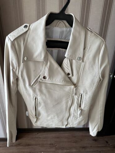 кожаные куртки в бишкеке: Кожаная куртка, S (EU 36)