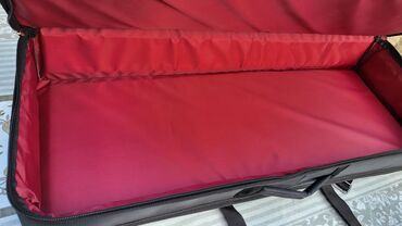 Futlyarlar, çexollar: Məhsul: Klaviatura/sintezator üçün yumşaq çanta - Rəng: Qara (daxili — 10