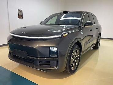 Lixiang: Lixiang L8: 2024 г., Гибрид, Кроссовер — 2