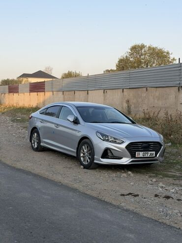Hyundai: Hyundai Sonata: 2017 г., Седан