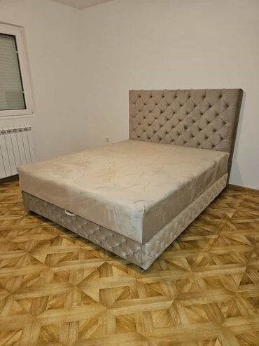 Kreveti: Tapacirani bračni krevet sa mehanizmom za podizanje i velikim — 3