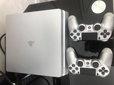 playstation 3 oyunları: Təcili satılır real alıcıya endirim olacaq PlayStation 4 Slim (gümüş — 1