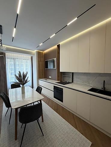 town: 3 комнаты, 116 м², Старый аэропорт 6 этаж, Дизайнерский ремонт — 1
