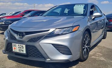машина не дорого: Toyota Camry: 2019 г., 2.5 л, Автомат, Бензин, Седан