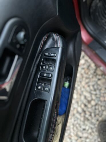 Volkswagen: Volkswagen Golf Variant: 1999 г., 1.6 л, Механика, Бензин, Универсал — 10