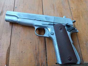 спортивный велосипеды: Страйкбольный spring пистолет Colt m1911