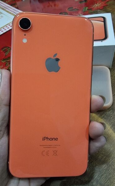 Apple iPhone: IPhone Xr, Б/у, 256 ГБ, Красный, Зарядное устройство, Коробка, 96 %