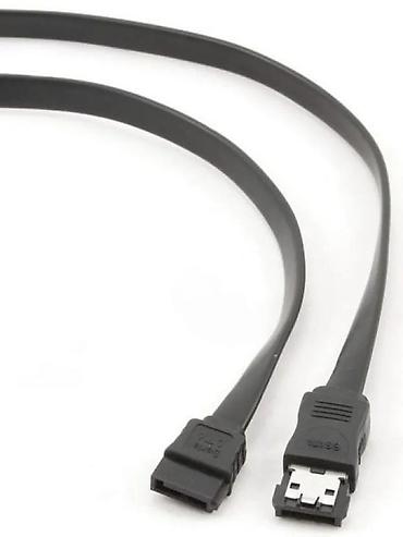 Tehnički kablovi: SATA – eSATA kabl, crni - Tip konektora: jedan standardni interni — 2