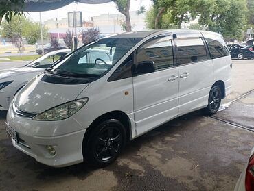 авто в рассрочку минивэн: Продается минивэн Toyota Estima белого цвета. Автомобиль оснащен