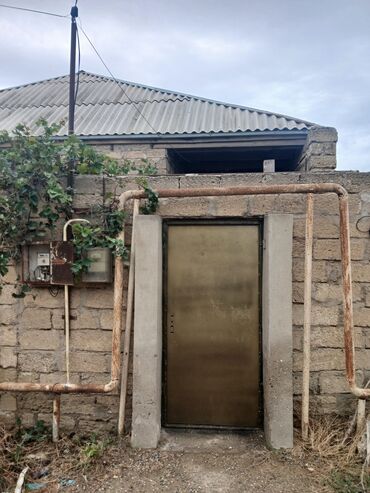 Həyət evi alıram: Bahar qesebesinde 1.7 sot torpaqda 105 kvadrat 4 otaqli heyet evi