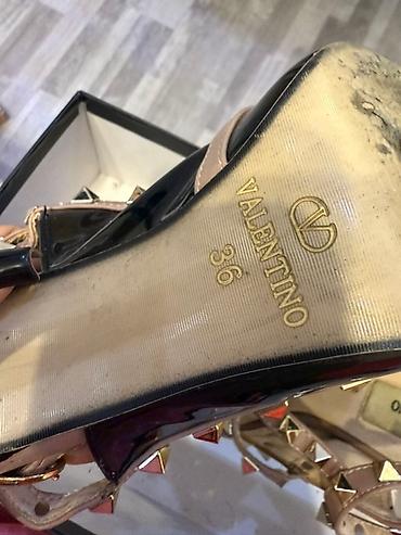 Tuflilər: Valentino Garavani Rockstud qadın tuflisi. 140 azna alınıb - Model — 4