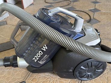 Пылесос циклонного типа 2200 W - Мощность: 2200 Вт — эффективный сбор