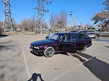 BMW: BMW 5 series: 1993 г., 2.5 л, Механика, Бензин, Седан at lalafo.kg — 3 BMW: BMW 5 series: 1993 г., 2.5 л, Механика, Бензин, Седан — 3