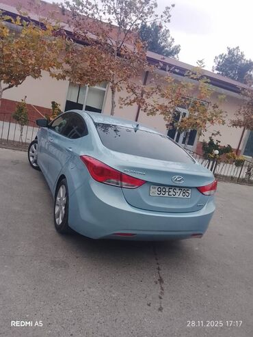 Hyundai: Hyundai Elantra: 1.8 l | 2012 il Sedan — 8
