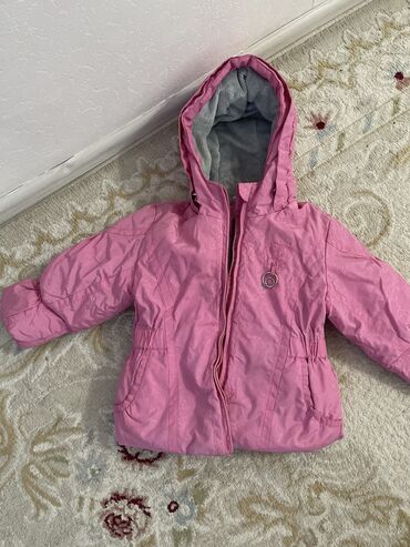 розовый куртка: Продаю куртки детские на девочку европейского качества почти новые