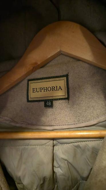 Paltolar: Euphoria brendinə məxsus kapuşonlu palto satılır. Mexi naturaldır — 4