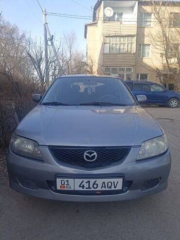 Mazda: Mazda 323: 2002 г., 1.6 л, Механика, Бензин, Хэтчбэк