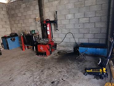 Шиномонтажное оборудование: Шиномонтажный комплект для автосервиса Состав: - Станок для — 10