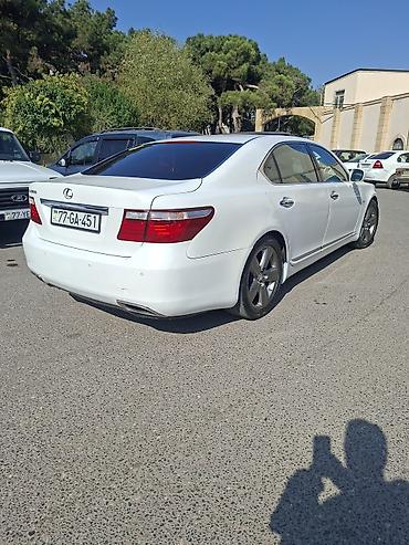 jetta 2008: Lexus LS: 4.6 l | 2008 il Sedan — 3