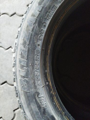 Шины: Шины 205 / 55 / R 16, Зима, Б/у, Пара, Легковые, Япония, Bridgestone