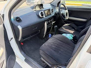 грузовик с холодильником: Toyota Ist: 2002 г., 1.5 л, Автомат, Бензин, Хэтчбэк — 9