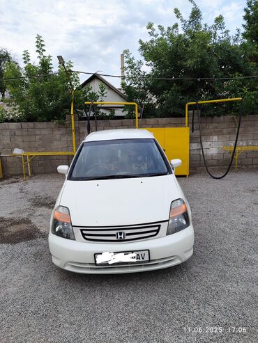 купить автомобиль маз в бишкеке: Honda Stream: 2002 г., 1.7 л, Автомат, Бензин, Вэн/Минивэн