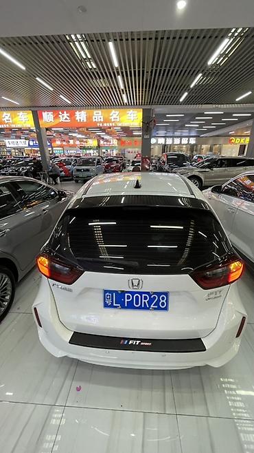 Honda: Honda Fit: 2021 г., Автомат, Бензин, Хэтчбэк at lalafo.kg — 9 Honda: Honda Fit: 2021 г., Автомат, Бензин, Хэтчбэк — 9