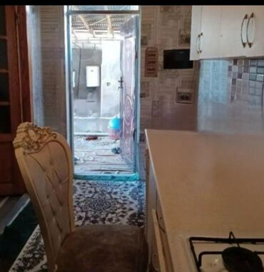 Həyət evləri və villaların satışı: 2 otaqlı, 52 kv. m, Kredit yoxdur, Orta təmir — 3
