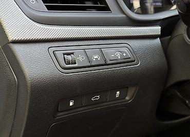 Продажа авто: Hyundai Sonata: 2023 г., Автомат, Газ, Седан — 2