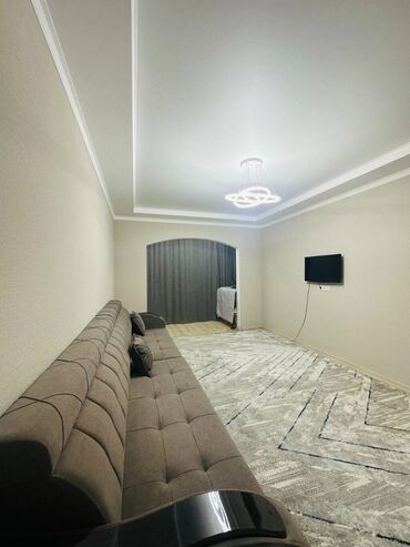горить: 1 комната, 45 м², Элитка, 1 этаж, Евроремонт