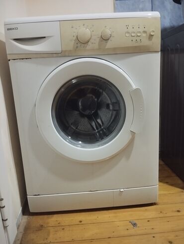 Paltaryuyan maşınlar: Paltaryuyan maşın Beko, 6 kq, Yarımavtomat, Qurutma var, Kredit yoxdur, Ünvandan götürmə