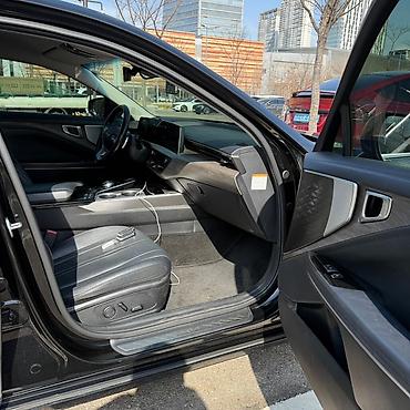 Kia: Kia K8: 2021 г., Седан — 26