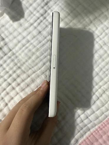 Apple iPhone: IPhone 5c, Б/у, Белый, Кабель — 9