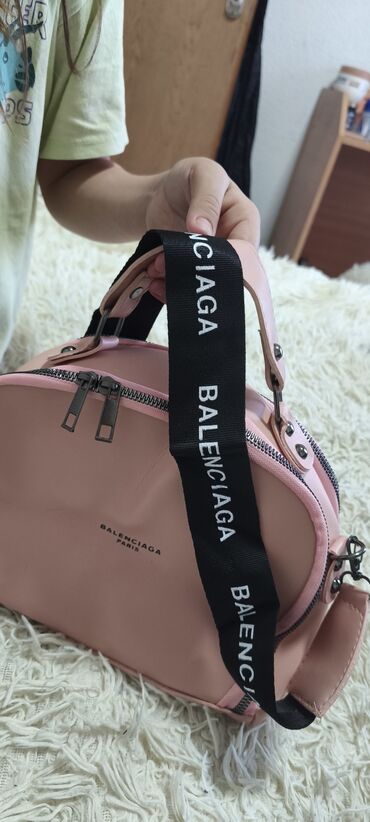 torbe i rancevi: Balenciaga original torbice snizene 1700din