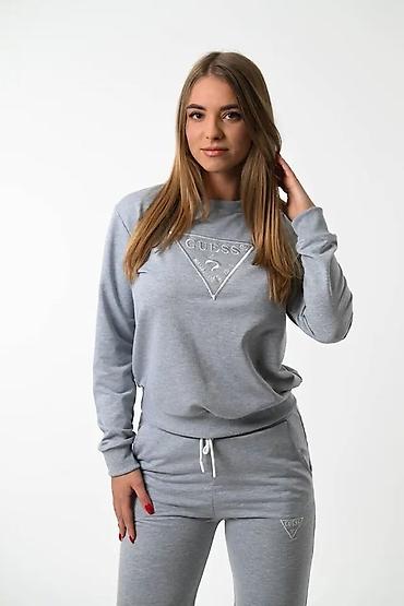 Gornji i donji deo: Ženski komplet trenerke – duks + donji deo - Model: jednobojni — 16