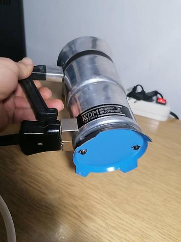 multimedija za golf 4: Metalno električno kuvalo za kafu sa duplim dnom - Model: KFM Pernik — 2