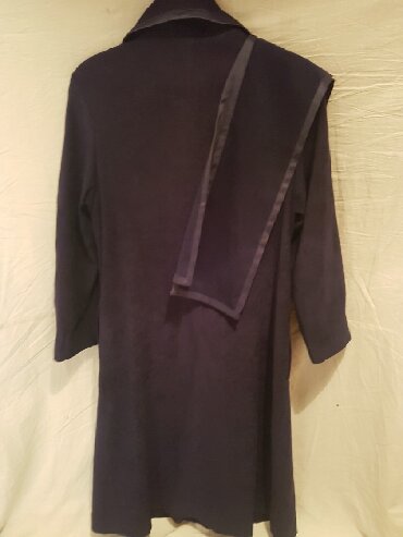 Paltolar: ● P L A Ş - Qadın üçün ● Italiya istehsalı. Ölçüsü - 48 - — 9