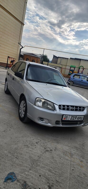 купить фронтальный погрузчик бу: Hyundai Accent: 2001 г., 1.5 л, Автоматические, Бензин, Седан