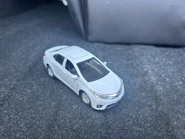 oyuncaq dəmir tapanca: Təci̇li̇ Satılır. Endirim Var. Toyota Corolla modelka