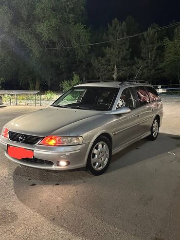 Opel: Opel Vectra: 2001 г., 1.8 л, Механика, Бензин, Универсал