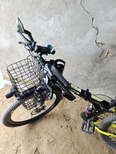 трехколесный велосипед для взрослых бишкек: Dağ/şəhər tipli velosiped, əlavə aksesuarlarla: - Ön tərəfdə iri