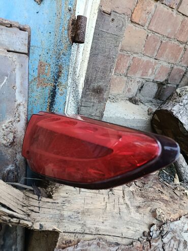 фара некся 2: Зад Характеристики: - Тип: комбинированный задний фонарь