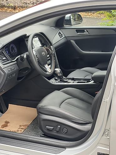 Продажа авто: Hyundai Sonata: 2021 г., 2 л, Автомат, Бензин, Седан — 5