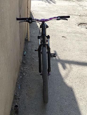 Dağ velosipedləri: Arxa Hassinsili 29luqdur MTB yeni alınıb heç bir problemi yoxdur — 5