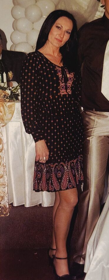 Haljine: Haljina M vel, nema oštećenja — 10