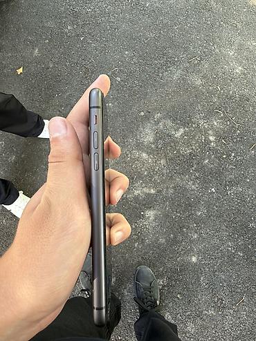 xiaomi mix fold 4: IPhone 11, 64 GB — 4