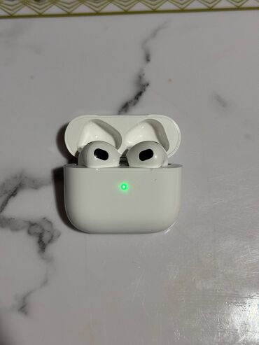 Наушники: Ассаламу валейкум👋. Без Коробки!!! Продаю: копию AirPods, Работает